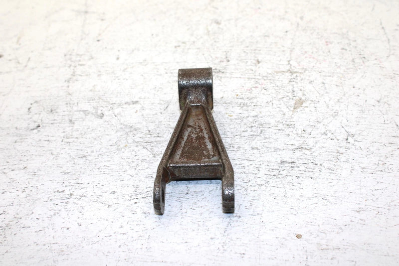 1989 Yamaha Phazer Oem Lower Left Spinle Arm 8V0-2382F-02-00 SY13