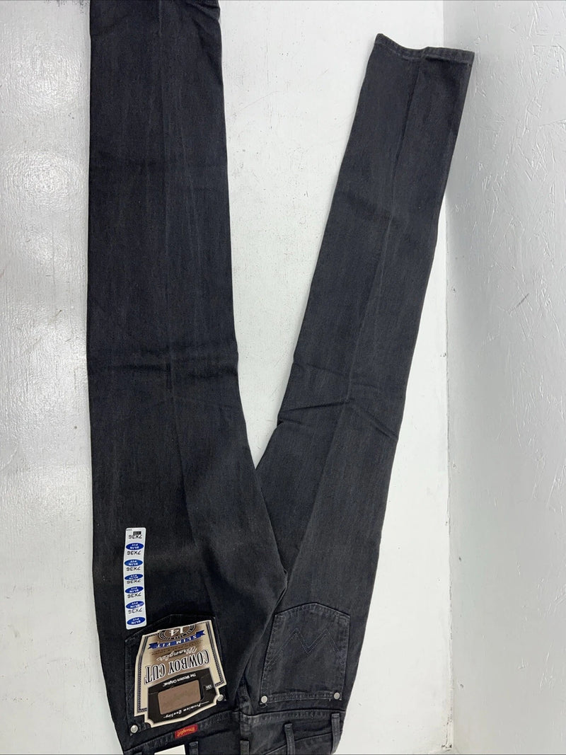 New Men’s Grey Cowboy Cut Wrangler Slim Fit Denim Jeans. 7x36 F-36