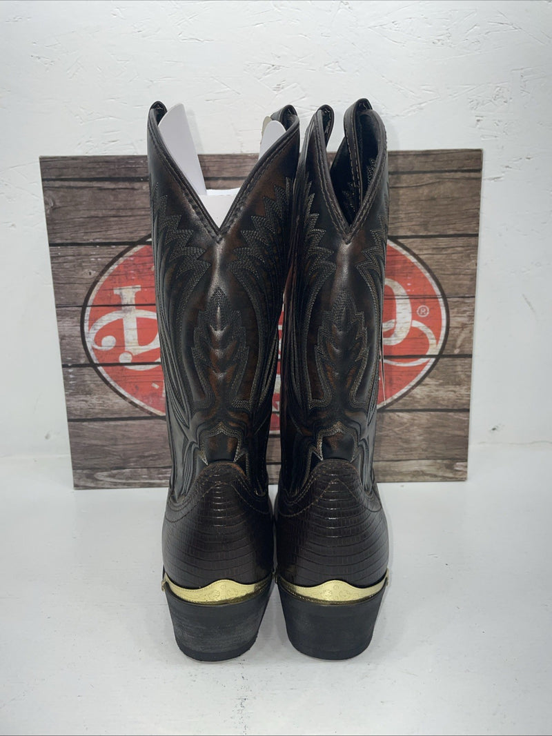 New Men’s Brown Laredo Cowboy Boots. 68082 8 E W. 2-30 