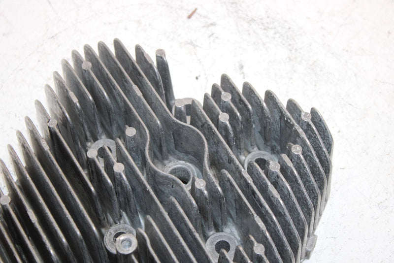 02 Arctic Cat Z 570 Oem Cylinder Head 3005-997 SA176