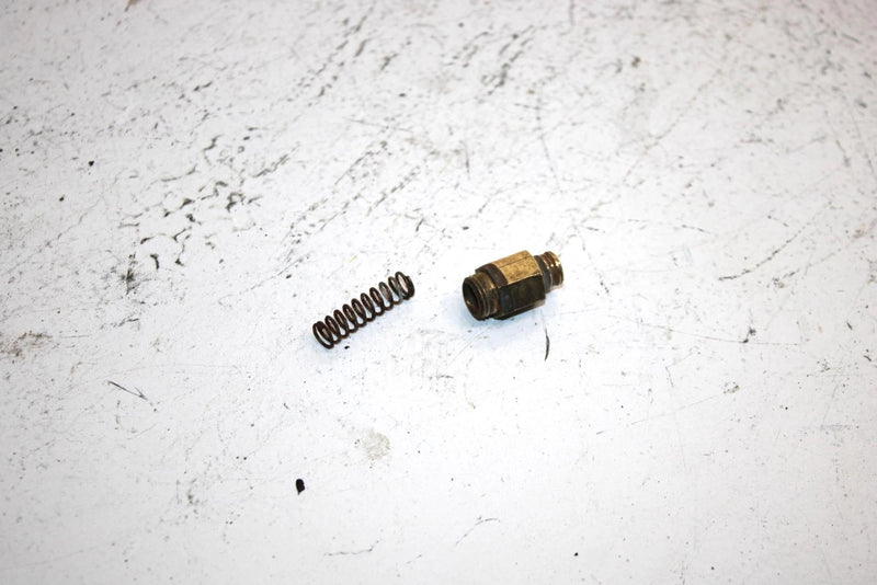 90 Yamaha Exciter Oem Choke Plunger Spring and Cap 8U9-14174-00-00 SY3