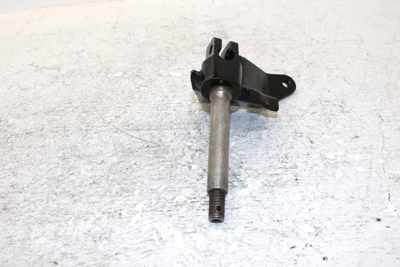 1986 Polaris Trailboss Oem Right Steering Spindle 1821024 AP108