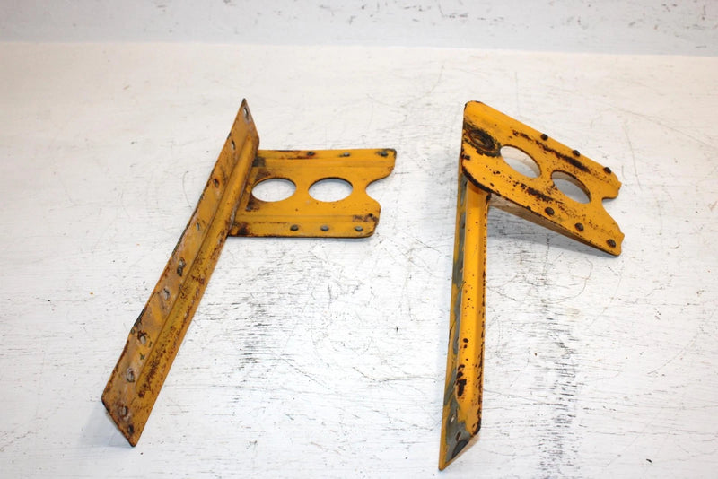 1996 Ski-doo Mxz 583 Oem Rear Skid Mount Set 518312939 518312940 SS11