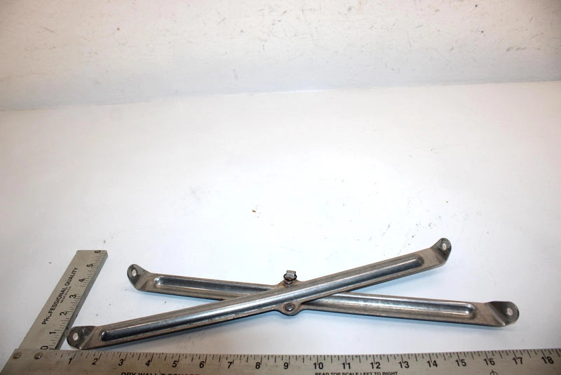 01 Polaris Sks 700 Oem Hood Brace 5242945 5242946 B628