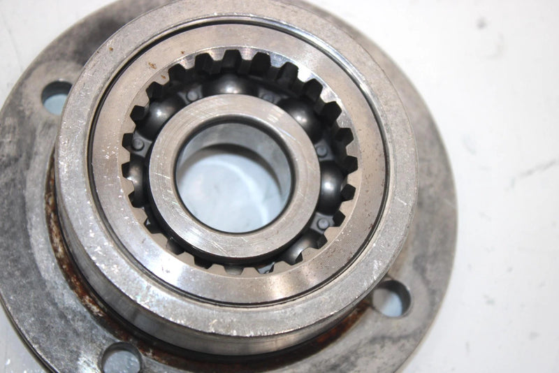 94 Yamaha  Kodiak 400 4wd Oem Middle Drive Bearing Housing 2HR-W1752-00-00 AY27