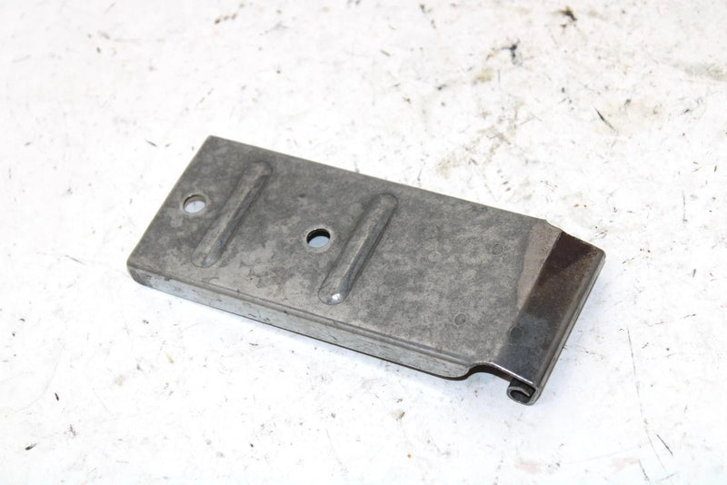 1979 Yamaha Et250c Oem Front Belt Cover Mount Bracket 8G5-77315-00-00 SY61