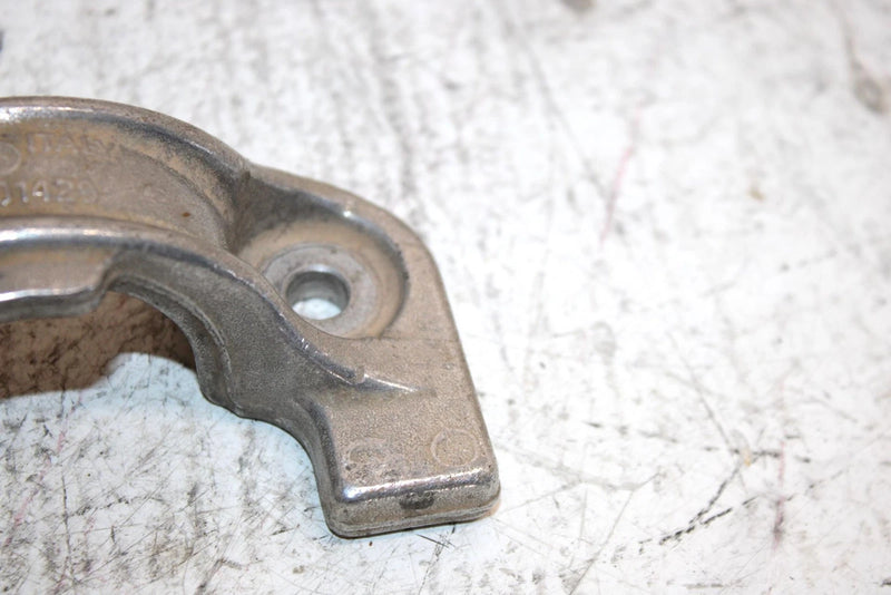 2019 Can-am Outlander 570 Oem Lower Steering Column Mount 709401428 AB9