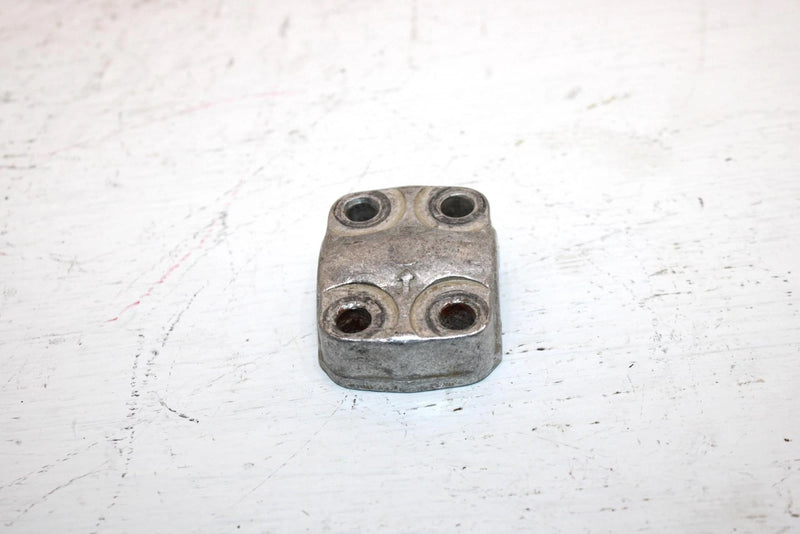 1984 Honda Atc 200 Esa Oem Rear Axle Clamp 51634-MA0-003 AH60