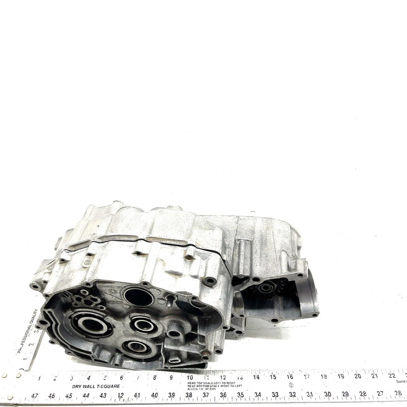 1986 Yamaha Moto 4 OEM Crankcase 99999-01725-00 AY66