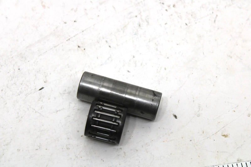 1982 Yamaha Sr540 Oem Wrist Pin With Bearing 8H8-11633-00-00 Q3878