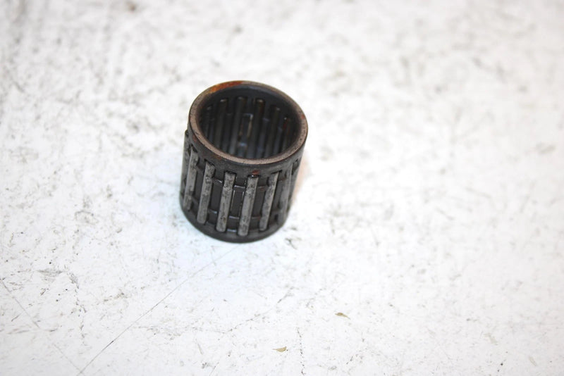 1994 Kawasaki 750 Ss Super Sport Oem Wrist pin Needle Bearing 13033-3702 JK9