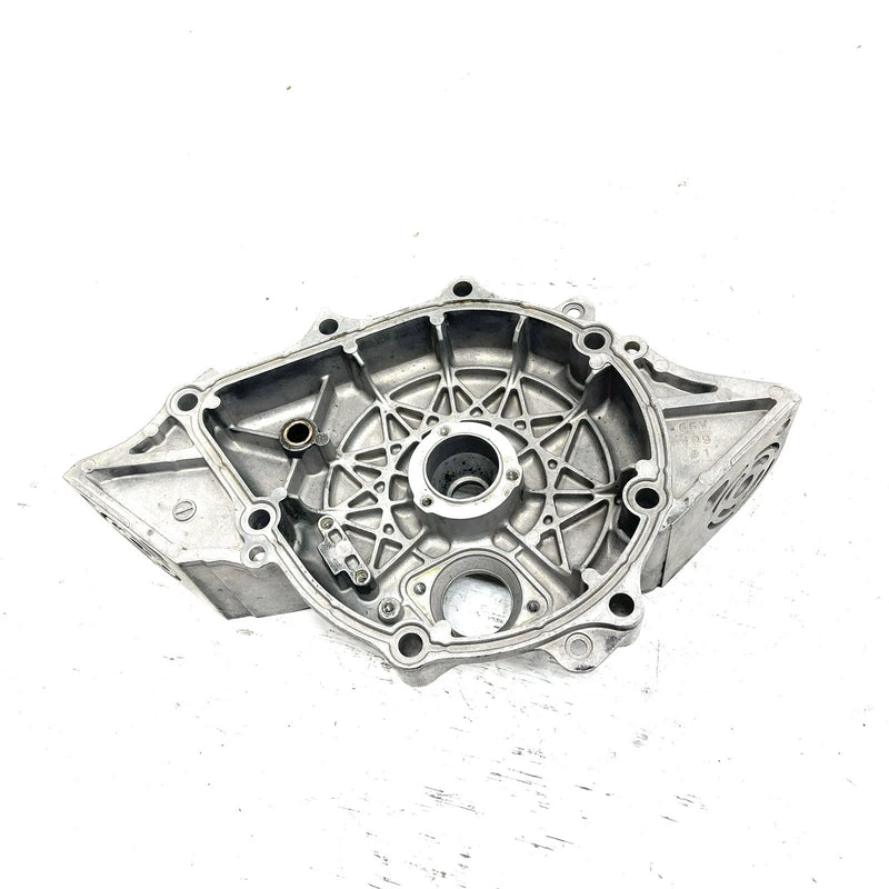 01-05 Yamaha WaveRunner XLT1200 OEM Stator Side Cover 68N-81337-00-94 JY30