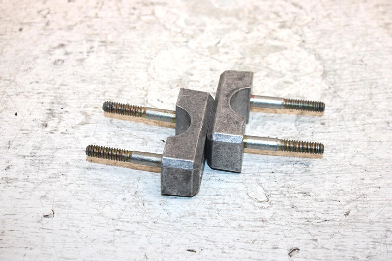1996 Arctic Cat Cougar Oem Upper Handlebar Mount Pair 0105-350 SA7