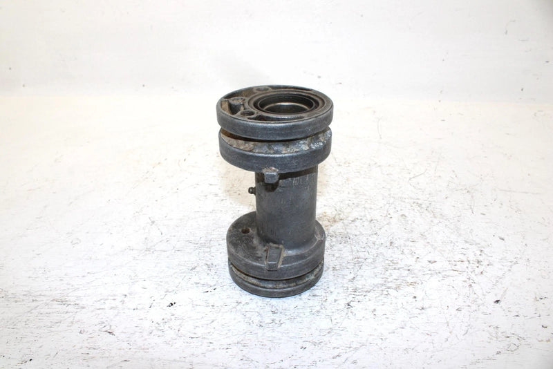 1995 Polaris Magnum 4x4 Oem Rear Axle Carrier  58130663 AP205