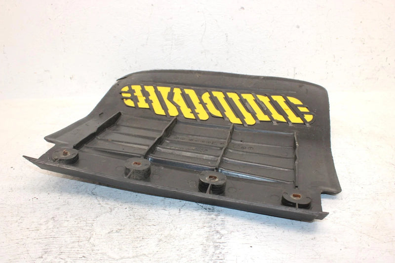 2002 Ski-doo Mxz 700 Oem Snowflap 572092100 SS20
