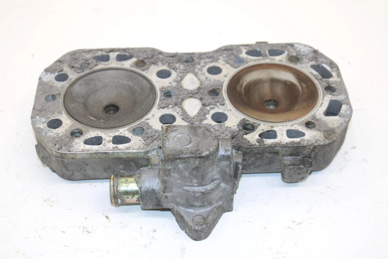 98 Polaris 500 Oem Cylinder Head 3085584 SP179