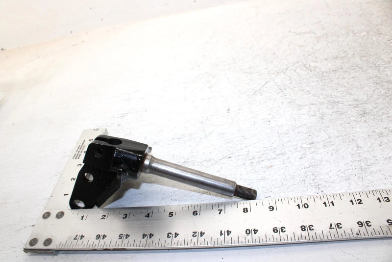 1986 Polaris Trailboss Oem Right Steering Spindle 1821024 AP108