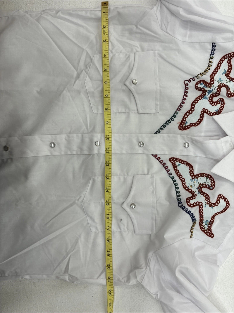 New Women’s Champion Western White Design Long Sleeve Pearl Snap 16 MM-42
