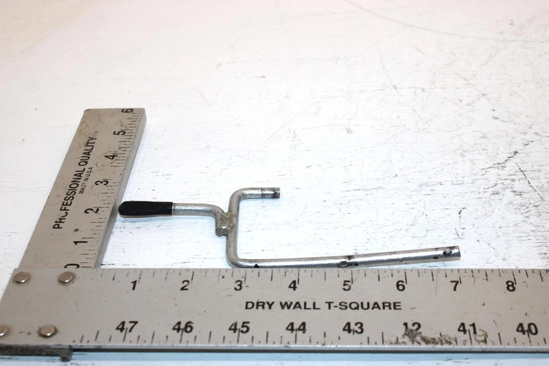 1985 Honda Atc 110 Oem Seat Lock Lever 50221-943-010 AH68