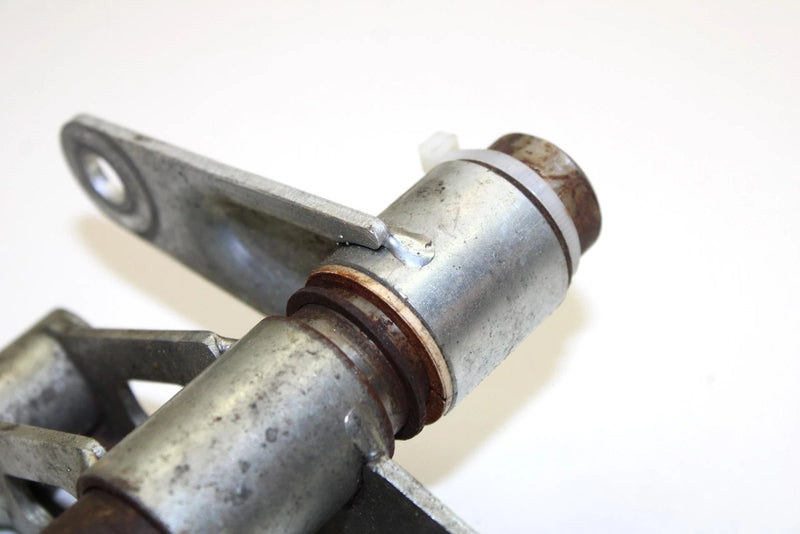2008 Yamaha Fx Nytro Rtx Oem Rear Shock Pivot Bracket 8GL-47349-00-00 SY94