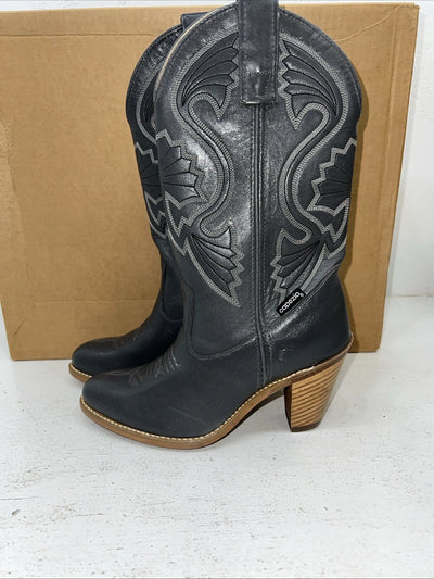 New Women’s Grey Capezio Cowboy Boots. L702 6.5 6 1/2 M. 19-47