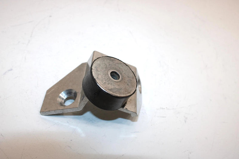 98 Arctic Cat Zr 600 Efi Oem Left Motor Mount W/Dampner 0708-120 0608-251 Q2692