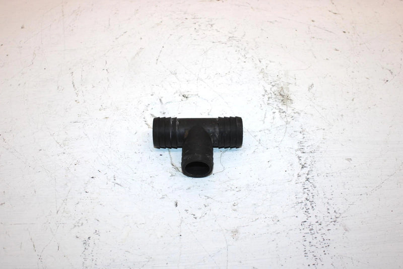 2011 Polaris Sportsman 800 Efi Oem Radiator T Connector 7052373 AP179