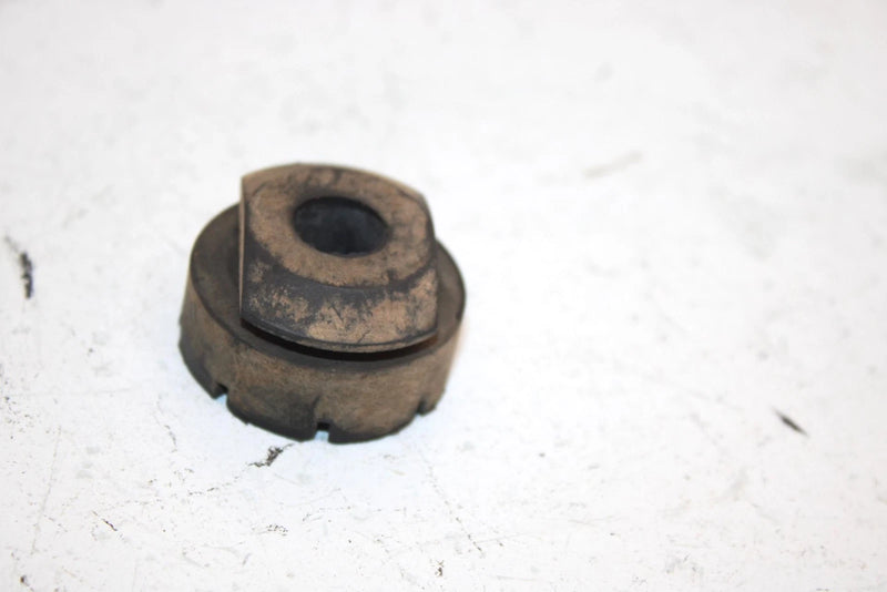 05 Polaris Phoenix 200 Oem Seat Rubber Bumper 0450290 AP35