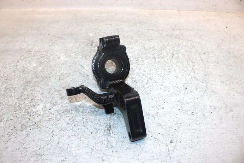1994 Yamaha  Timberwolf 4wd Oem Right Steering Knuckle 4KD-23502-01-00 AY25