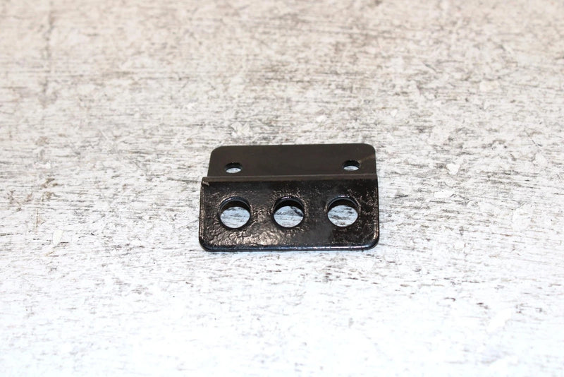 2000 Polaris Classic Touring Oem Retention Bracket 5242553-067 SP54