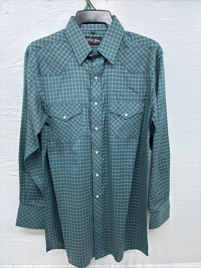 New Men’s White Horse Green Plaid Long Sleeve Pearl Snap Medium K-43