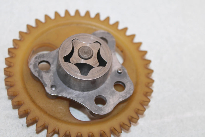 91 Yamaha  Big Bear  4wd Oem Oil Pump Assembly 1UY-13300-00-00 AY43