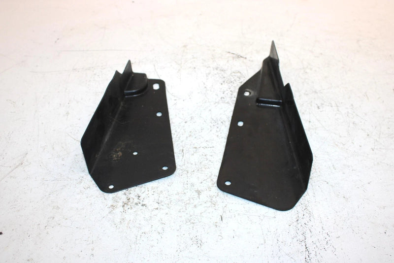 02 Polaris Magnum 325 Oem Front Splash Shielf Set 5245533-067 5245394-067 AP151
