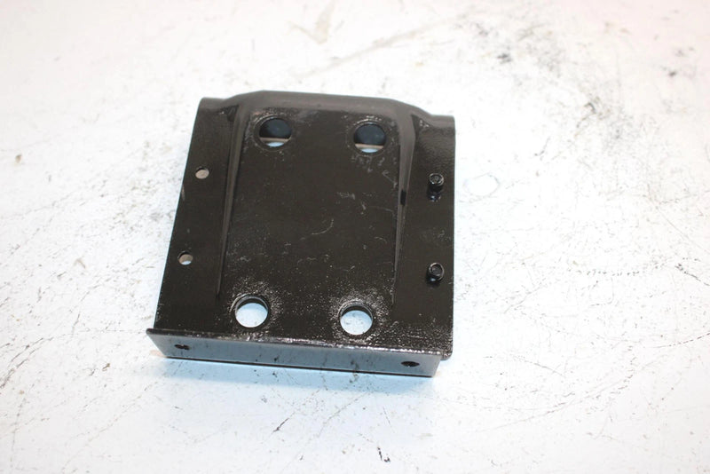 97 Polaris Indy 500 Oem Radius Rod Bracket 5222866-067 Q5584