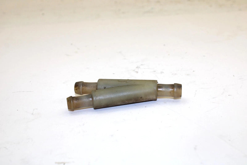 2001 Yamaha Waverunner Xl800 Oem Hose Joint 63M-12581-00-00 JY6