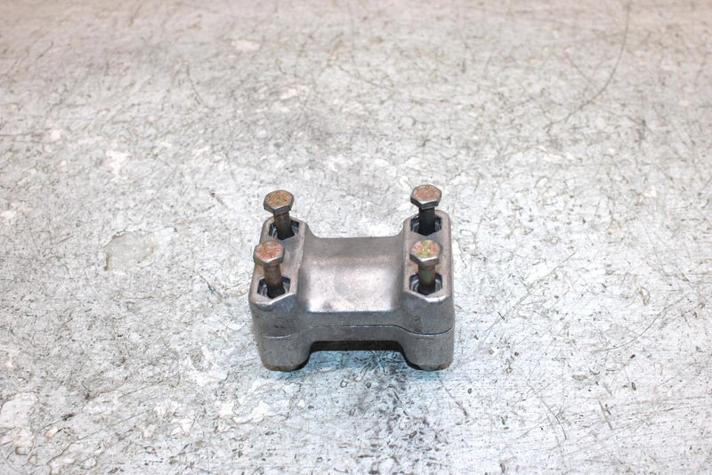 2006 Polaris Sportsman 500 Oem Handlebar Clamp W/Bolts 5631972 AP186