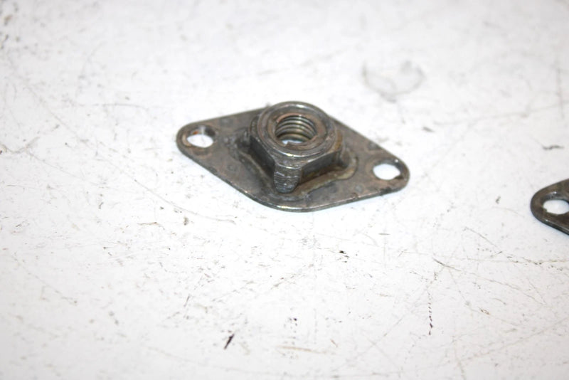 00 Yamaha Sx500r Oem Chain Housing Bracket Qty3 8CR-21939-00-00 SY0