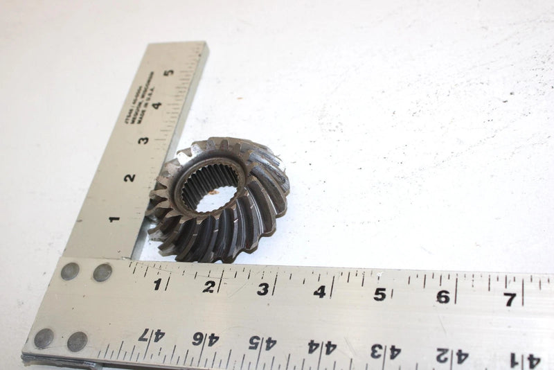 1999 Yamaha  Grizzly Oem Middle Drive Gear 5GT-Y1754-00-00 AY47