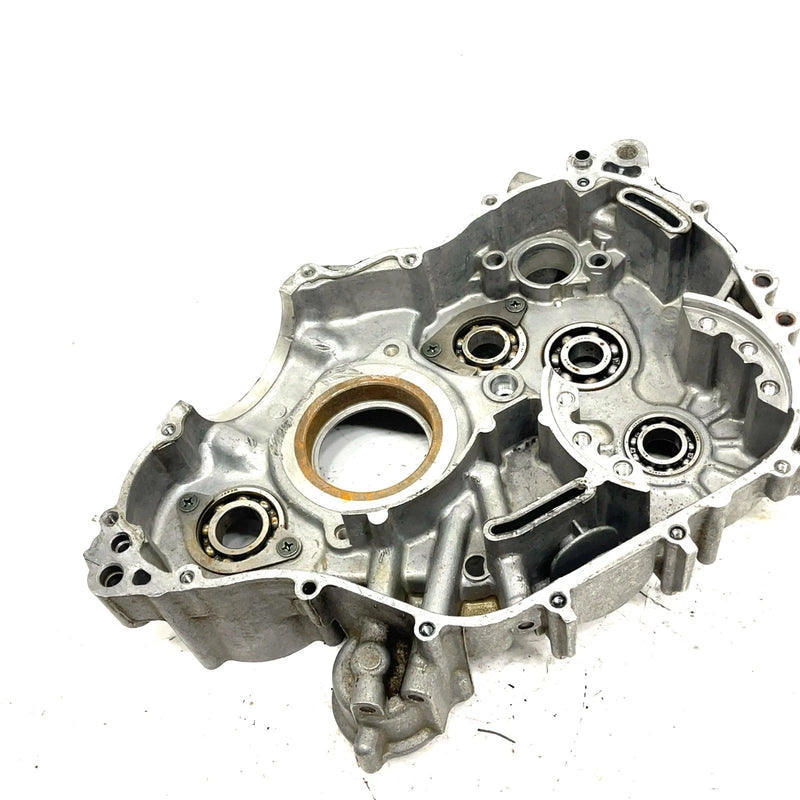 2002 Yamaha Big Bear 400 YFM400F 4x4 OEM Crankcase 4KB-15100-04-00 AY52