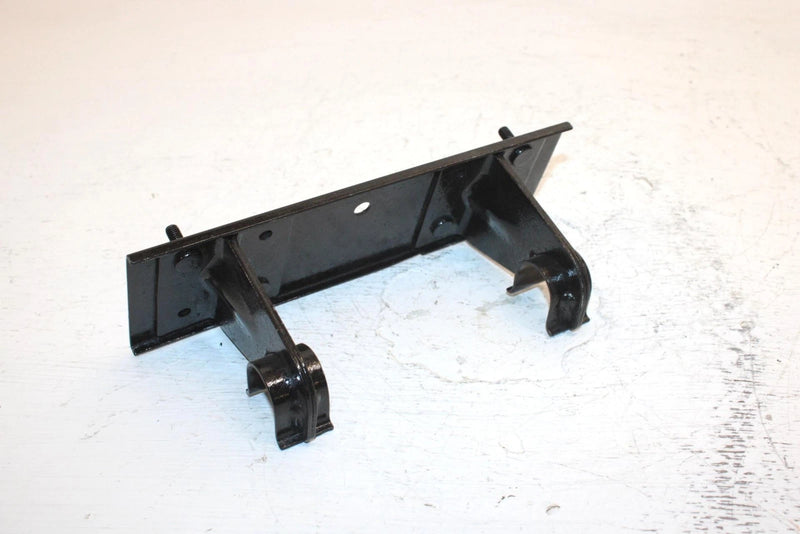 1986 Honda Trx 125 Oem Rear Fender Hinge 80102-VM6-000 AH41