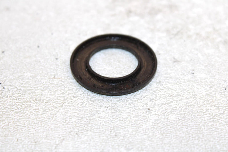 10 Polaris Fst Touring  Oem Valve Spring Pad 0451439 SP204