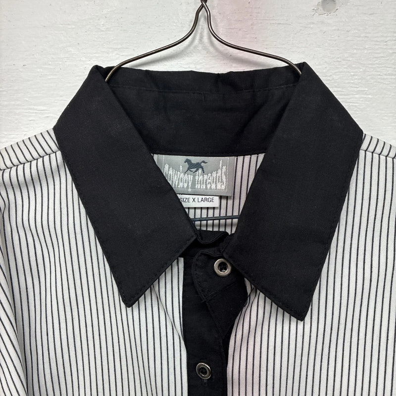 Me Women’s Cowboy Threads Black White Long Sleeve Button Up XL LL-38