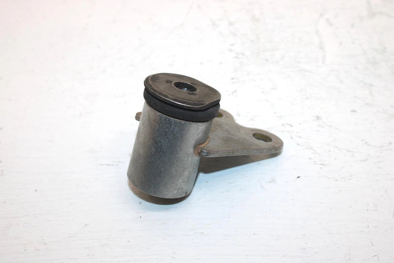 2007 Yamaha  Grizzly 350 2wd Oem Upper Engine Mount 5UH-F1316-01-00 AY28