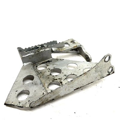 1990 Yamaha Moto 4 OEM Left Footrest  3GH-27411-00-00 AY51