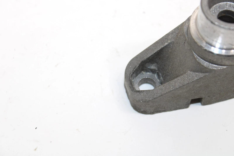 Ski-doo Oem Idler Wheel Mount Bracket 503190389 Q4620