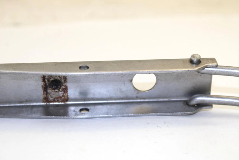 1985 Kawasaki 550 Oem Hood Band Bracket 92011-562 JK5