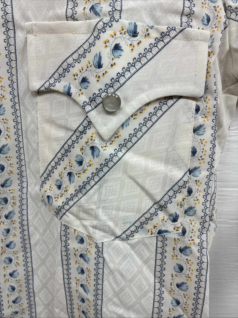 New Men’s Champion Western White Designed Short Sleeve Pearl Snap Medium J-76