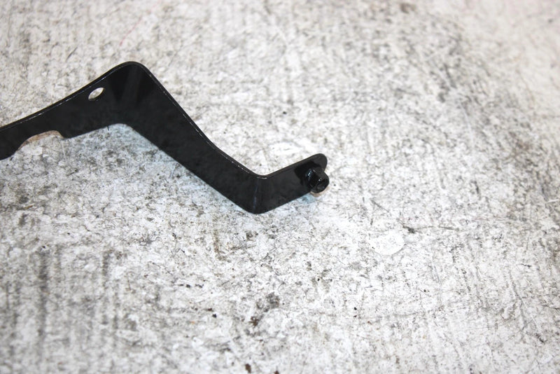 2001 Polaris Magnum 325 Oem Lower Oil Cooler Bracket 1013302 AP30