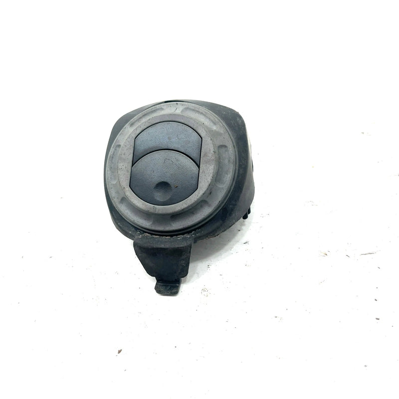 2022 Can-Am Defender HD10 OEM Side Vent/Support 705800426 XB0.3