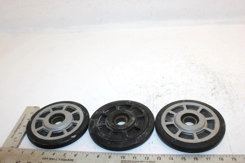87 Polaris Trail Oem Rear Idler Wheel Set 1594021 1594032 SP66
